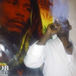 Meet your Posher, Dwayne